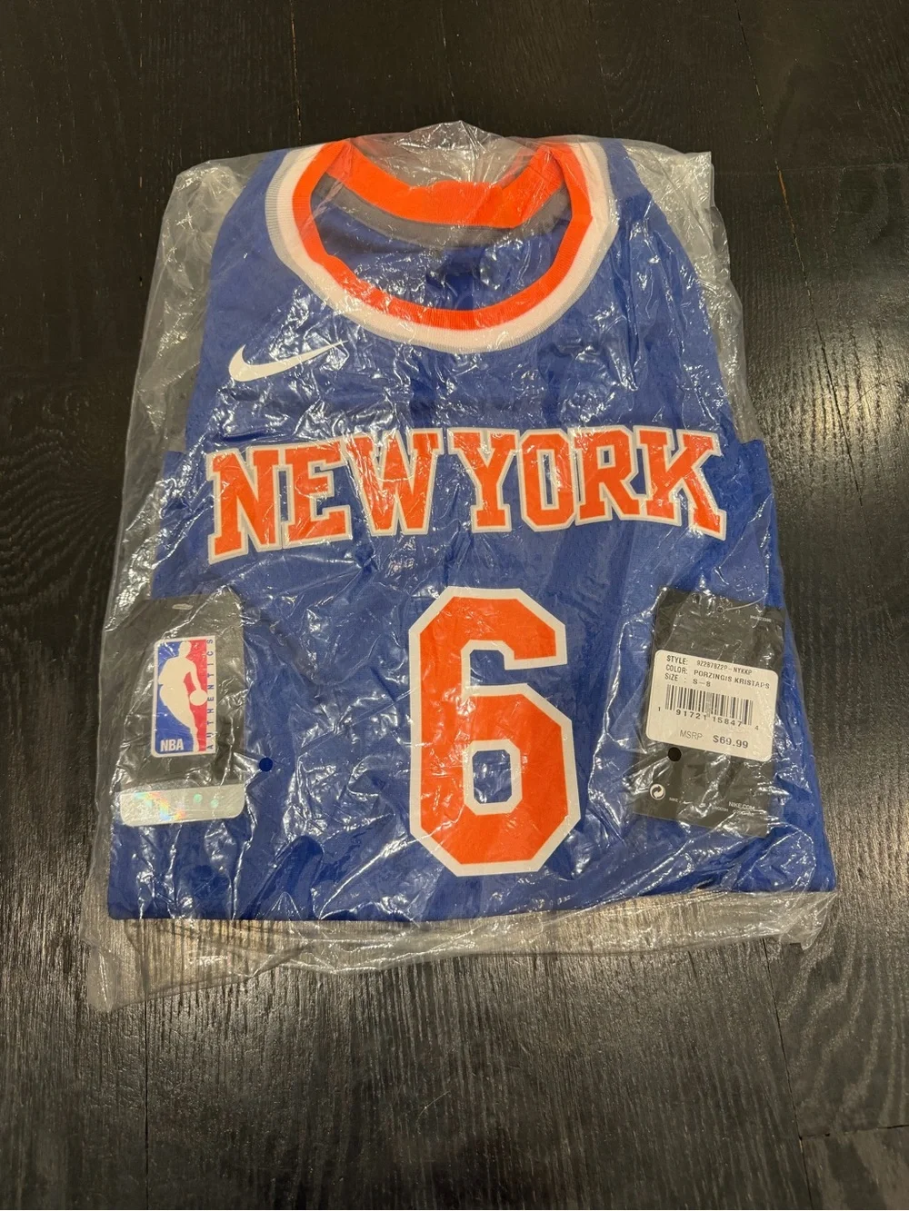 NBA NY Knicks Jersey Youth Nike Kristaps Porzingis Icon Edition Swingman Jersey - Picture 3 of 6